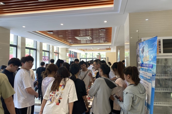招聘会1_副本.jpg