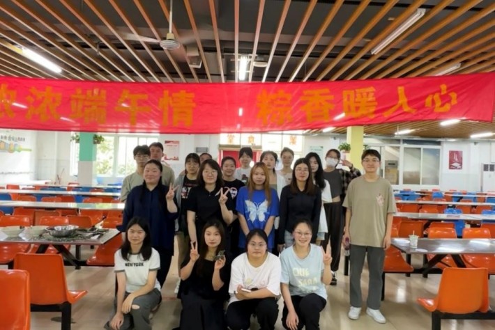 国教1_副本.jpg 国教1_副本.jpg