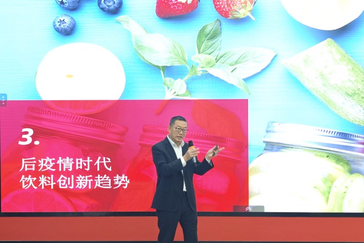 黄总监主题报告_副本.jpg 黄总监主题报告_副本.jpg