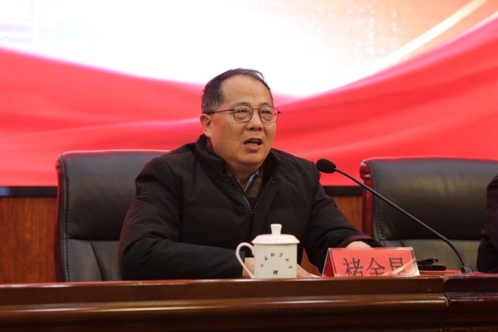 褚校长讲话_副本.jpg 褚校长讲话_副本.jpg