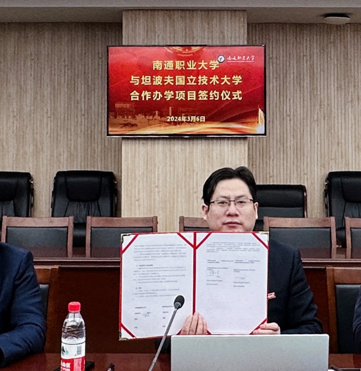 7fec5f77ebb37292db93b35f182be4ab_副本.jpg 7fec5f77ebb37292db93b35f182be4ab_副本.jpg