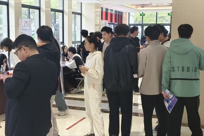 Cache_-6670a494e66f243f._副本.jpg Cache_-6670a494e66f243f._副本.jpg