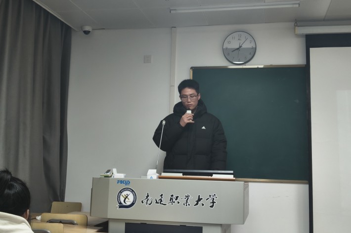 CCF18902BD54293D5C943C7021FCF458_副本.jpg CCF18902BD54293D5C943C7021FCF458_副本.jpg