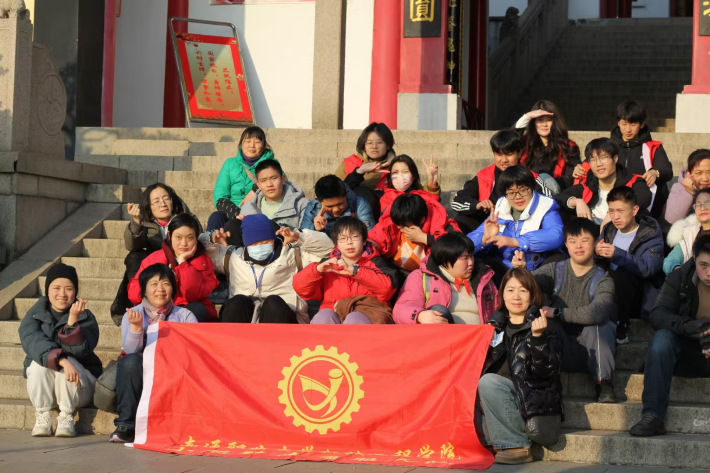 图片1_副本.png 图片1_副本.png