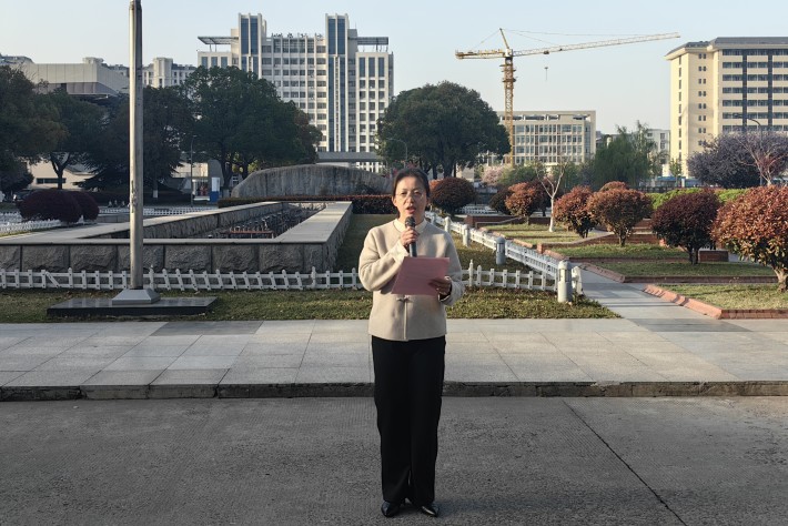 周书记_副本.jpg 周书记_副本.jpg