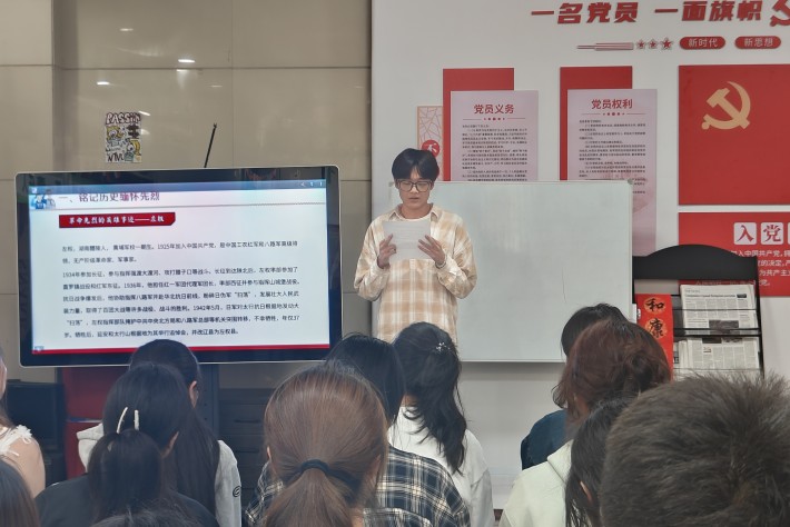 讲述左权事迹_副本.jpg 讲述左权事迹_副本.jpg