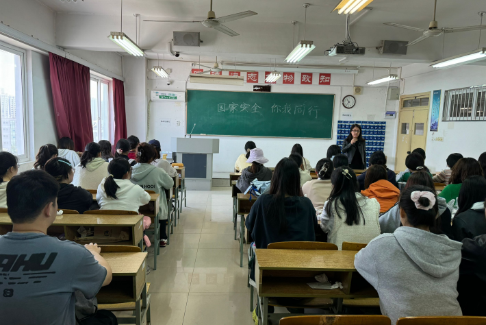 班会1_副本.png 班会1_副本.png
