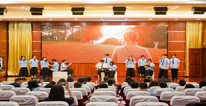 6.国际合作教育学院《闪耀吧!青春的火光》_副本.jpg 6.国际合作教育学院《闪耀吧!青春的火光》_副本.jpg