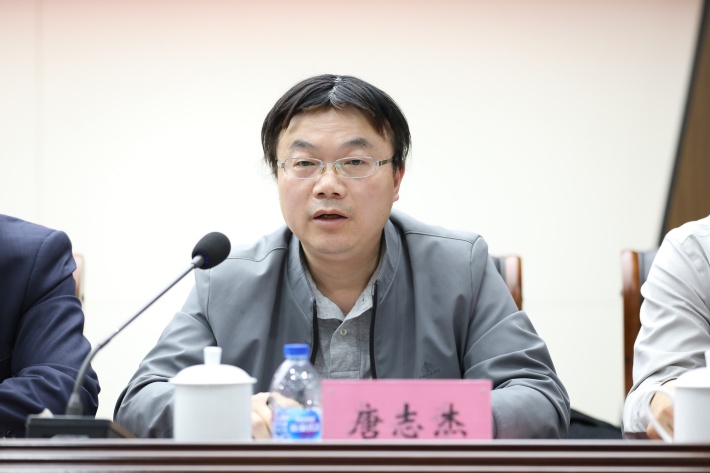 唐志杰讲话_副本.jpg 唐志杰讲话_副本.jpg