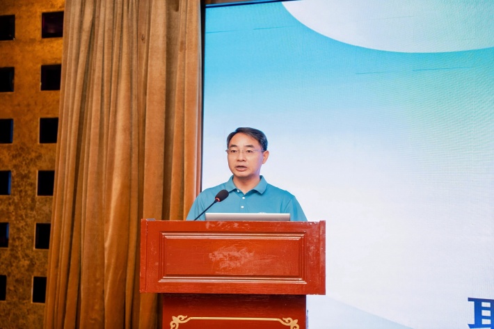 图5 中国计算机学会职业教育发展委员会副主席李建林教授_副本.jpg 图5 中国计算机学会职业教育发展委员会副主席李建林教授_副本.jpg