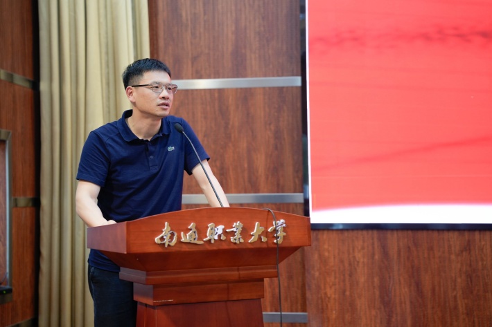 姚弘书记讲话_副本.jpg 姚弘书记讲话_副本.jpg