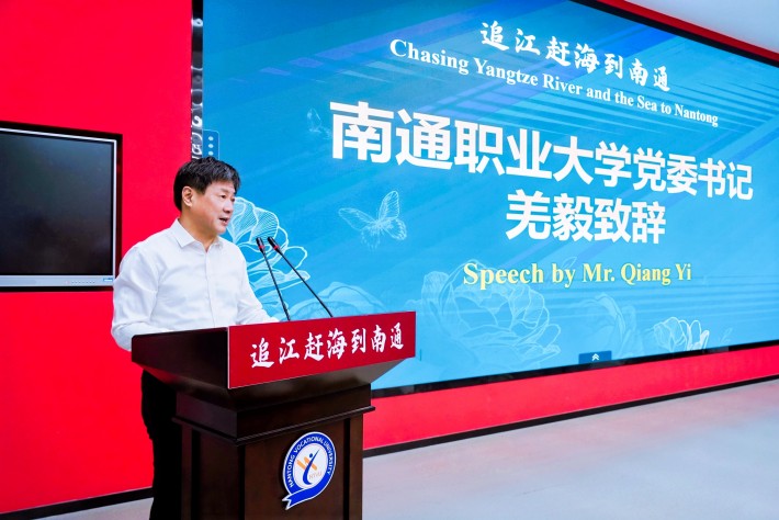 羌书记_副本.jpg 羌书记_副本.jpg