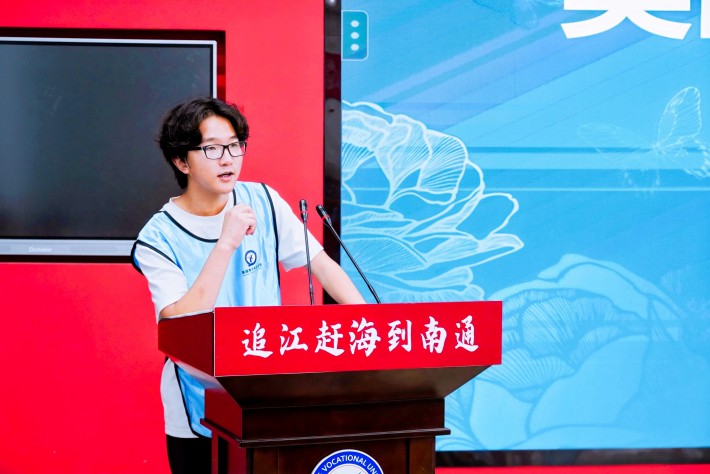 营员发言_副本.jpg 营员发言_副本.jpg