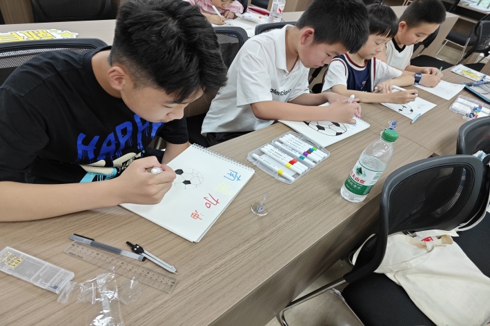 绘画.jpg 绘画.jpg