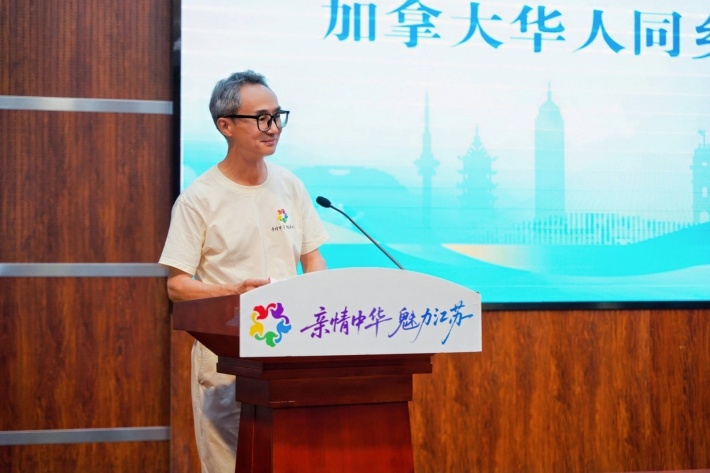 许晓峰.jpg 许晓峰.jpg