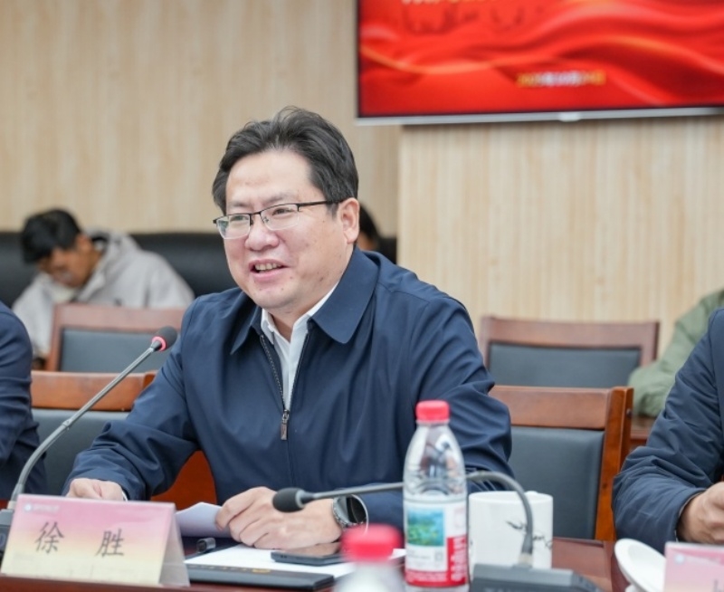 徐胜_副本.jpg